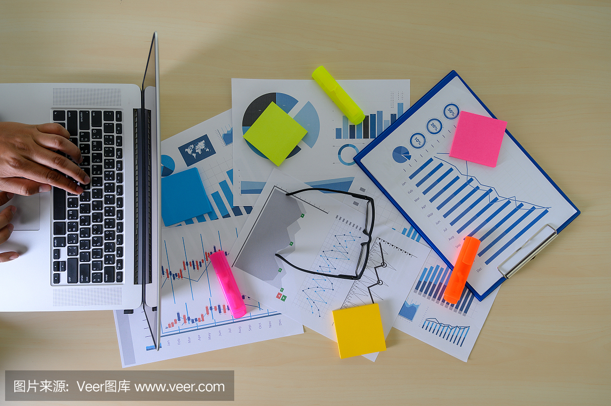 研究股票市場圖表分析論文頭腦風暴會議研究